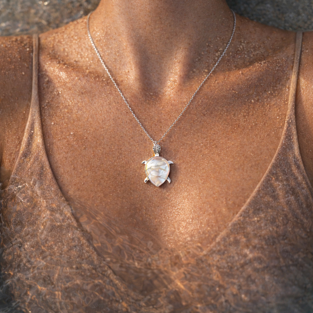 Mara Mother of Pearl Necklace