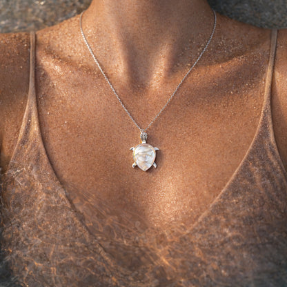 Mara Mother of Pearl Necklace